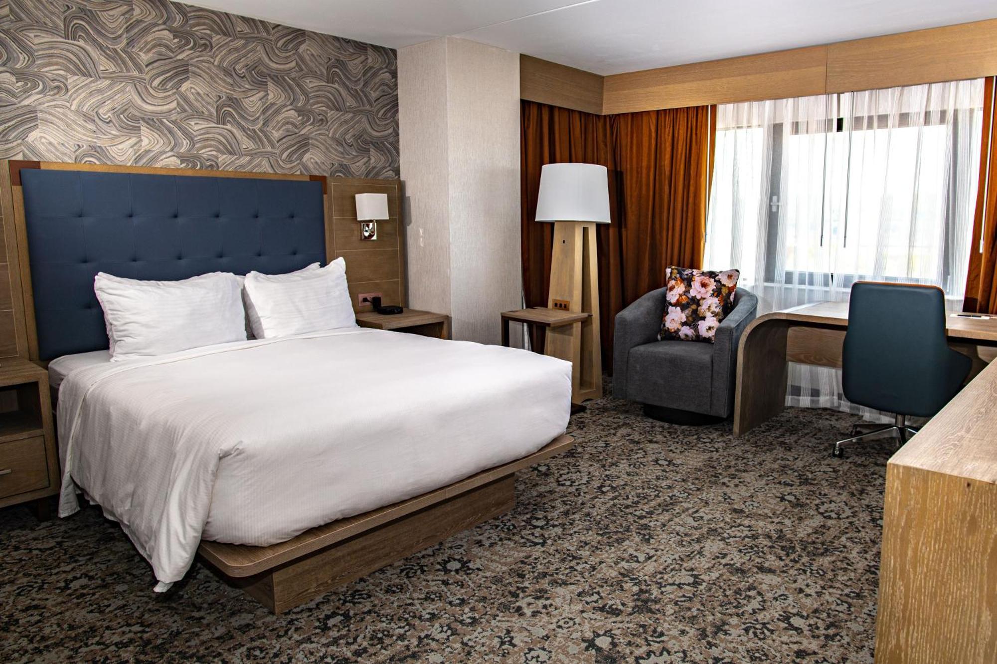 מלון Doubletree By Hilton פוקיפסי מראה חיצוני תמונה
