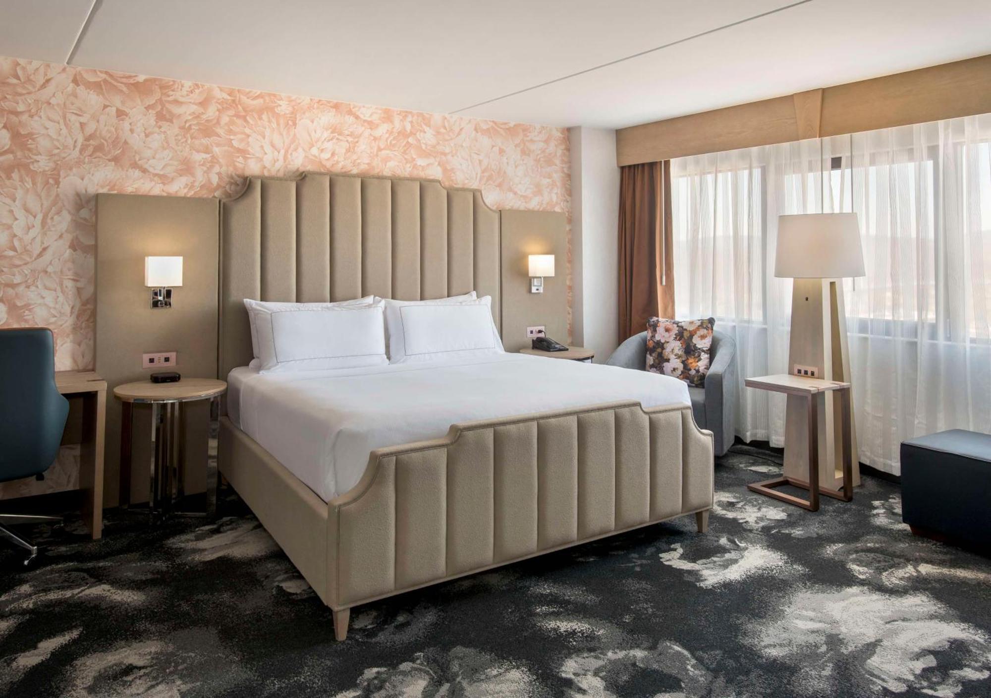 מלון Doubletree By Hilton פוקיפסי מראה חיצוני תמונה