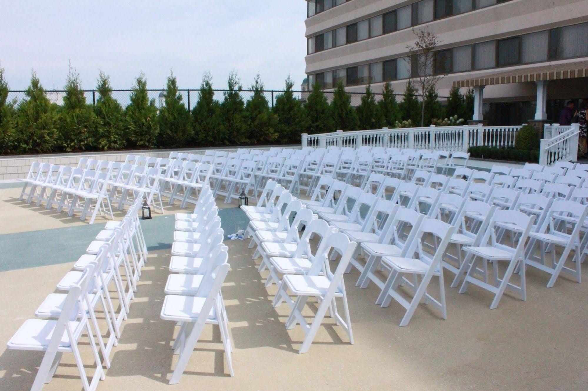 מלון Doubletree By Hilton פוקיפסי מראה חיצוני תמונה