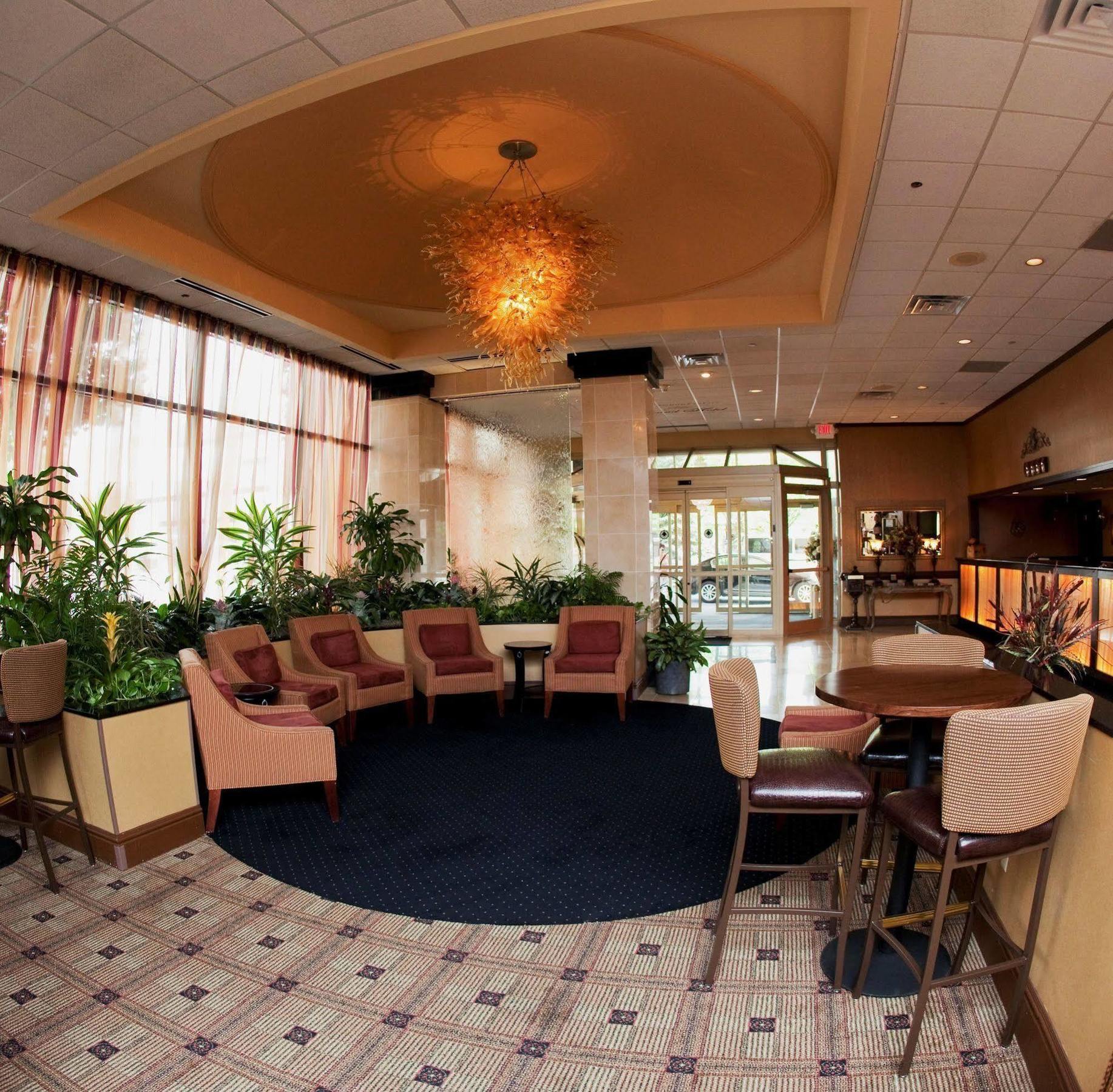 מלון Doubletree By Hilton פוקיפסי מראה חיצוני תמונה